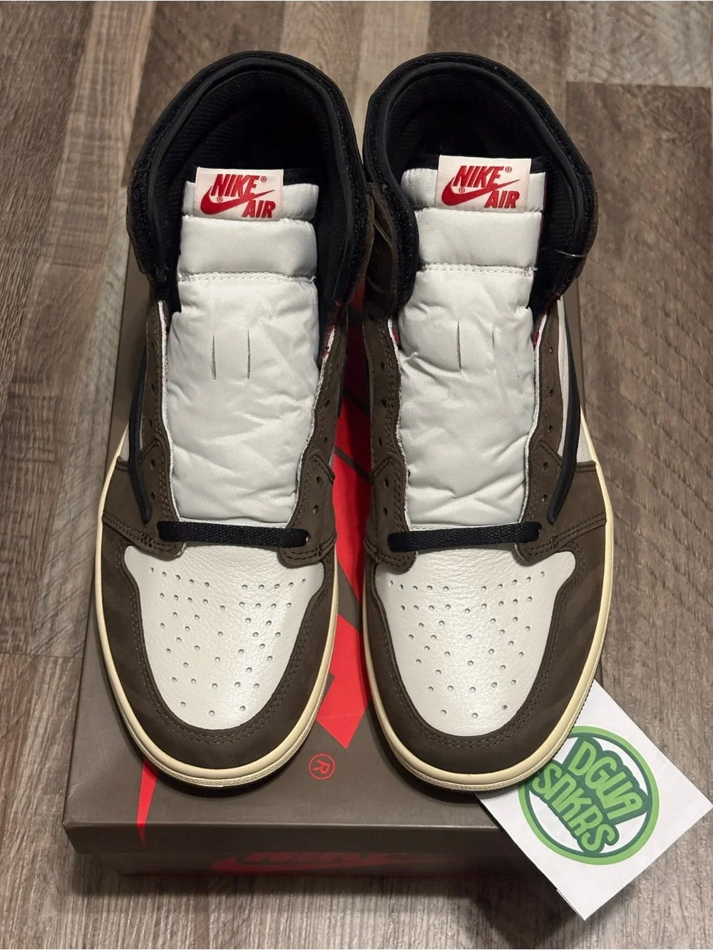 Jordan 1 low × Travis Scott Mocha High
